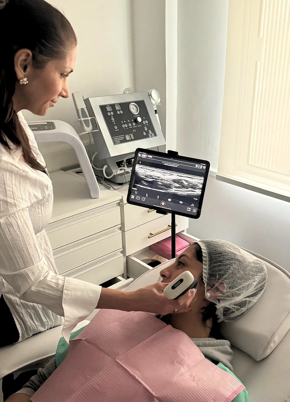 Evaluación con ecografía facial en ETHOS FACIA